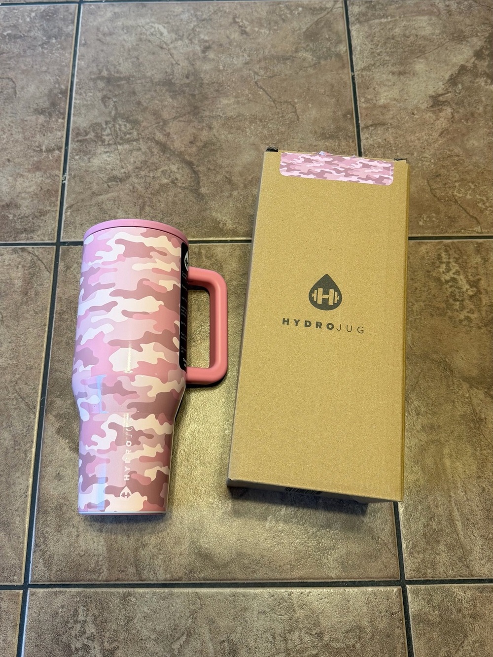 HydroJug blush camo 40oz